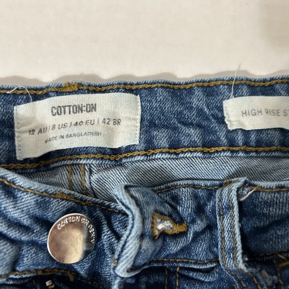 Cotton On High Rise stretch jean shorts, size 8 - Picture 2 of 3